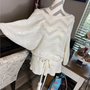 2B Bebe Cream Shrug with Chevron Knit and Drawstring